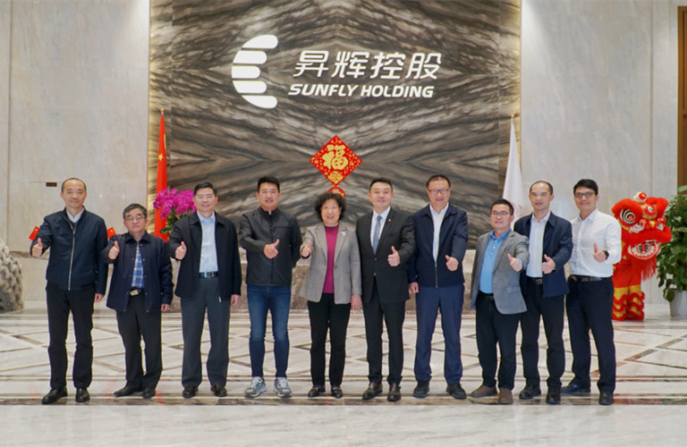 廣東省政協(xié)副主席、民建省委會(huì)主委李心一行蒞臨昇輝科技調(diào)研